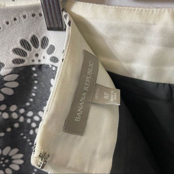Banana Republic Skirt Size 8P - Picture 7 of 7